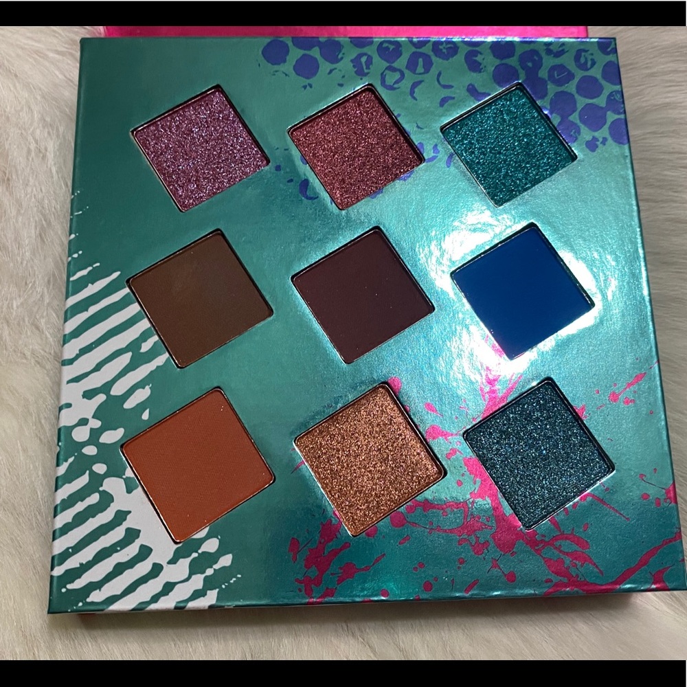 Eye shadow - Picture 2 of 4